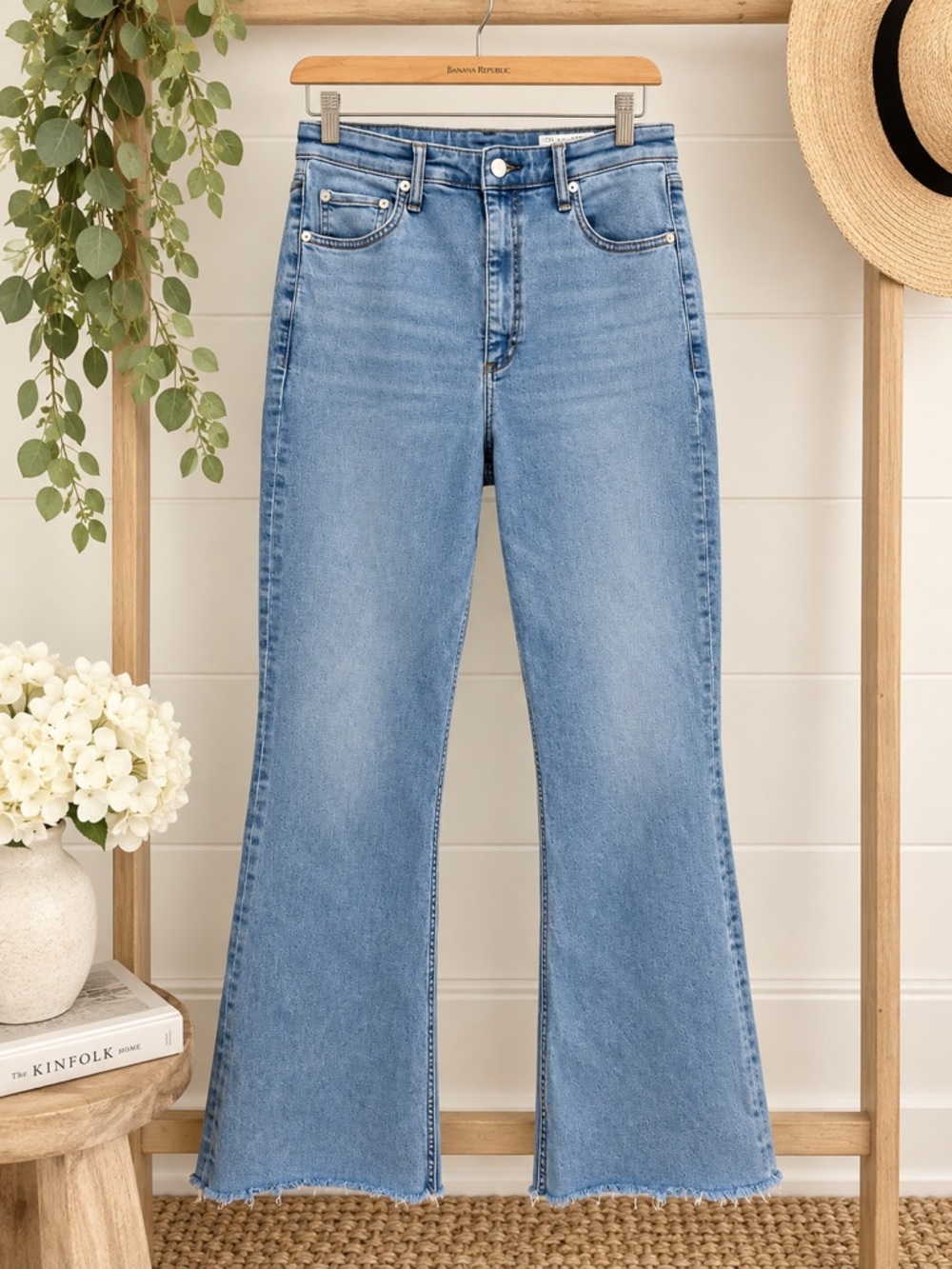 Rag & Bone Casey High-Rise Flare Jeans Light Wash Raw Hem Size 31